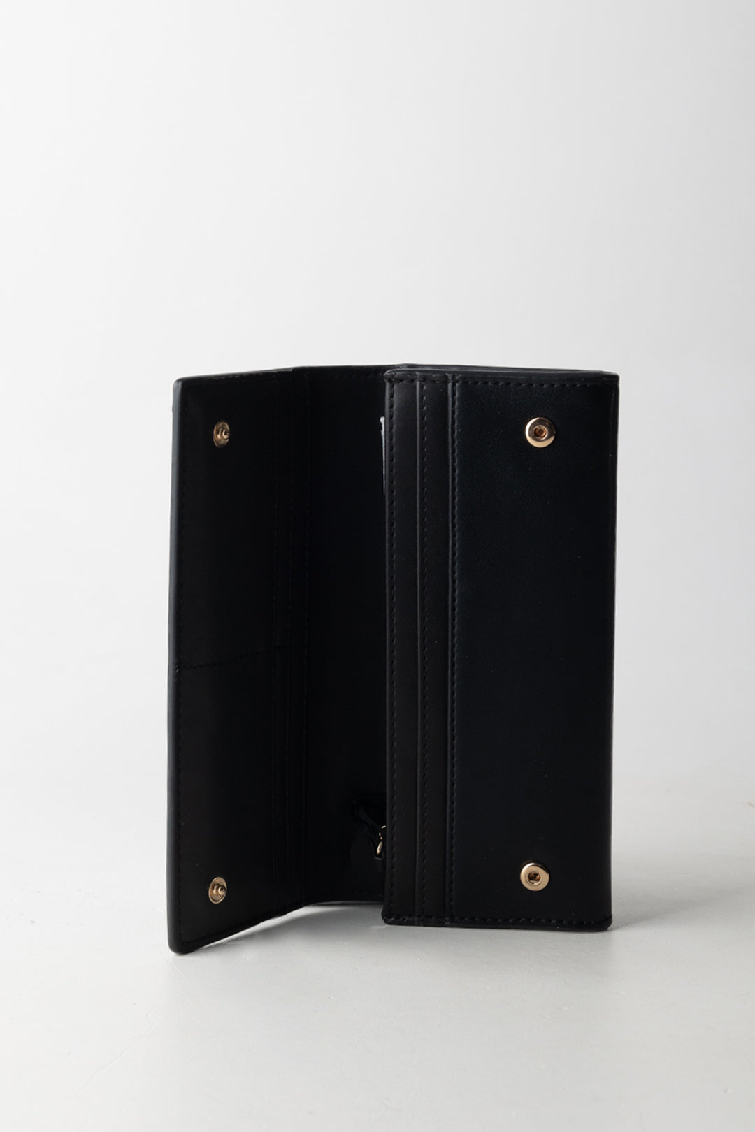 Grand portefeuille avec rabat et logo