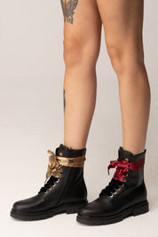 Tronchetti Allacciati con Lacci Logati