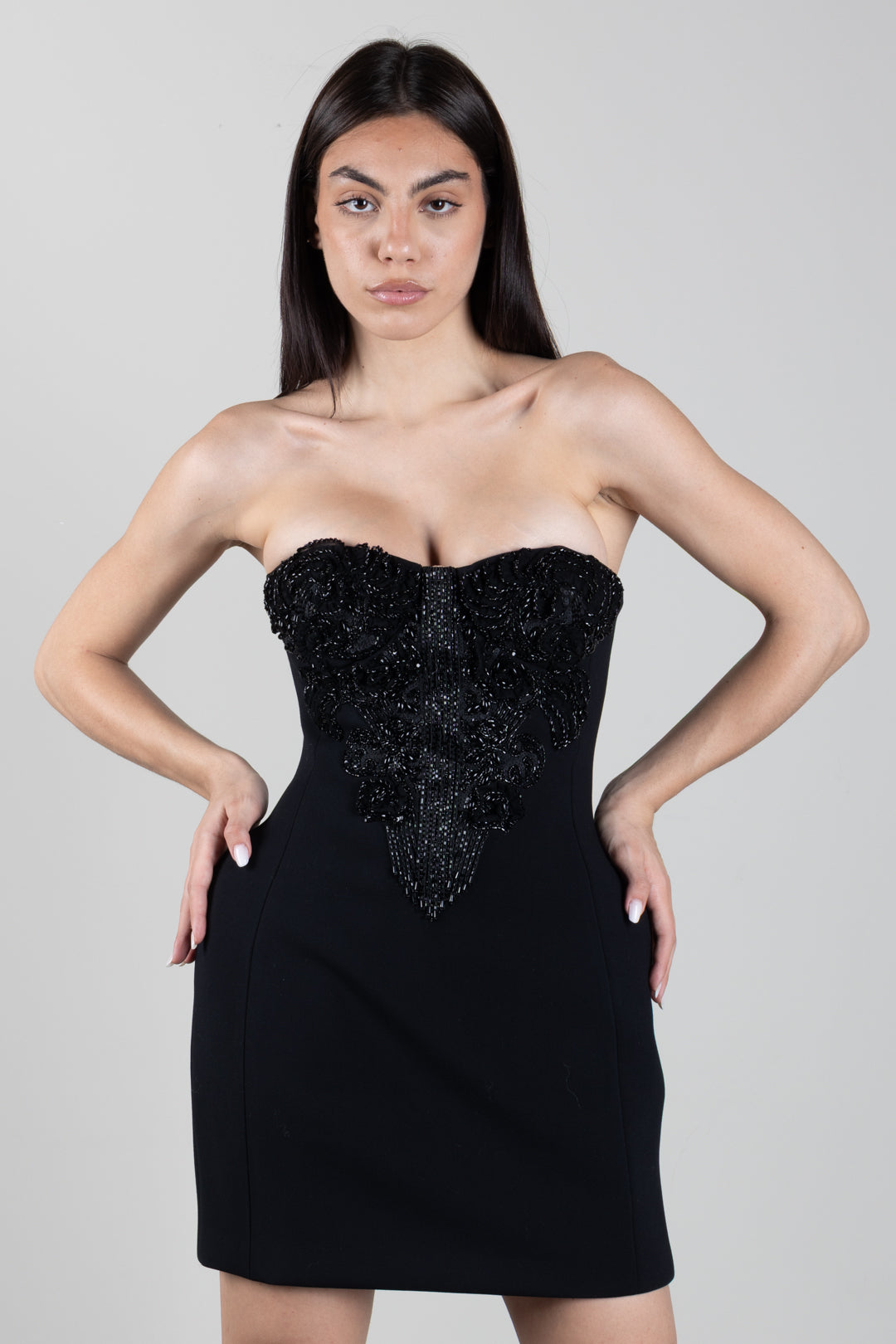 Minivestido bustier de doble crepé con cristales