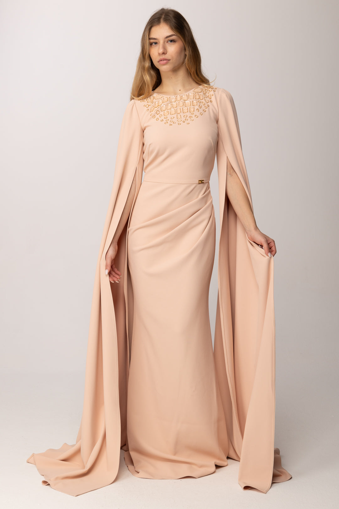 Elisabetta Franchi Abito Red Carpet con Maniche Ampie e Ricamo AB96565E2 NUDE