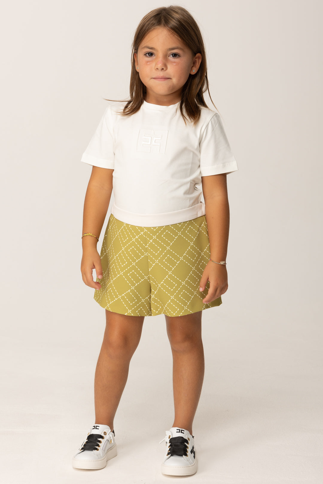 Elisabetta Franchi Bambina T-shirt Basica con Ricamo Ef In Tinta EGTS1010JE006 PANNA CHIARO