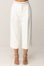 Elisabetta Franchi Bermuda In Crêpe Leggero con Nastro Logo PA11656E2 AVORIO