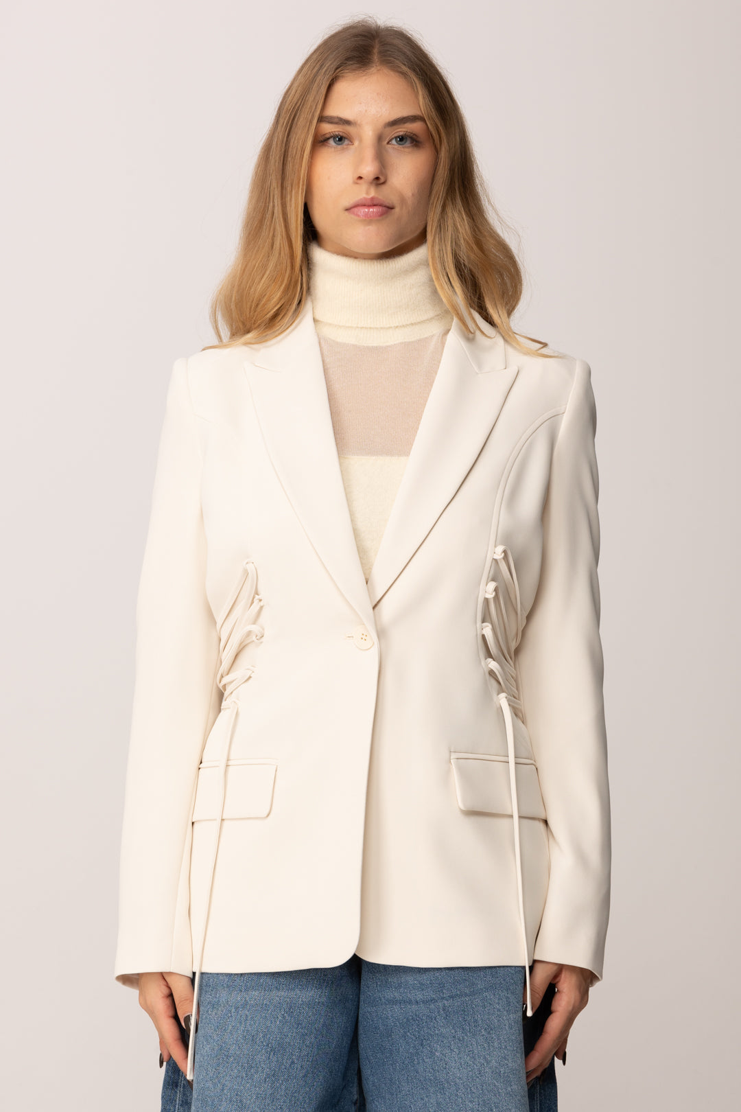 Twin-set Blazer In Crêpe Cady con Lacci Ai Fianchi 252TP2285