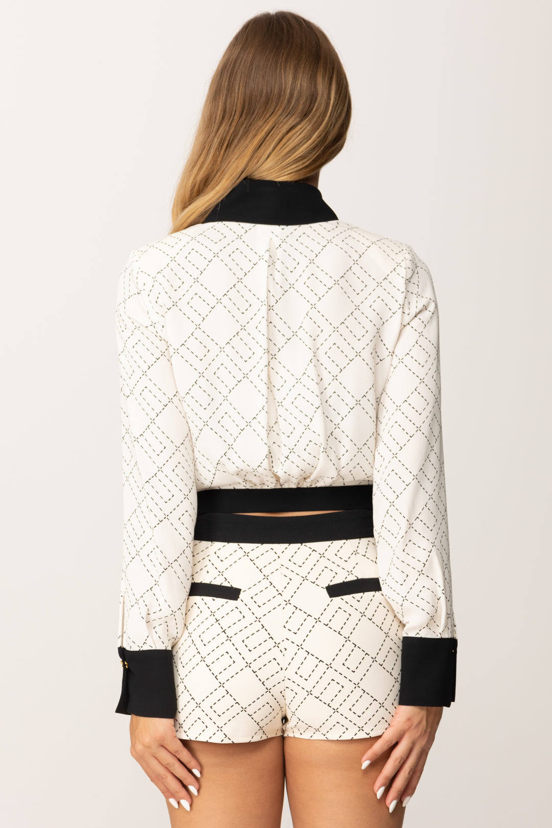 Elisabetta Franchi Camicia Crop Bicolor In Georgette con Stampa CAS0156E2 MILK/NERO