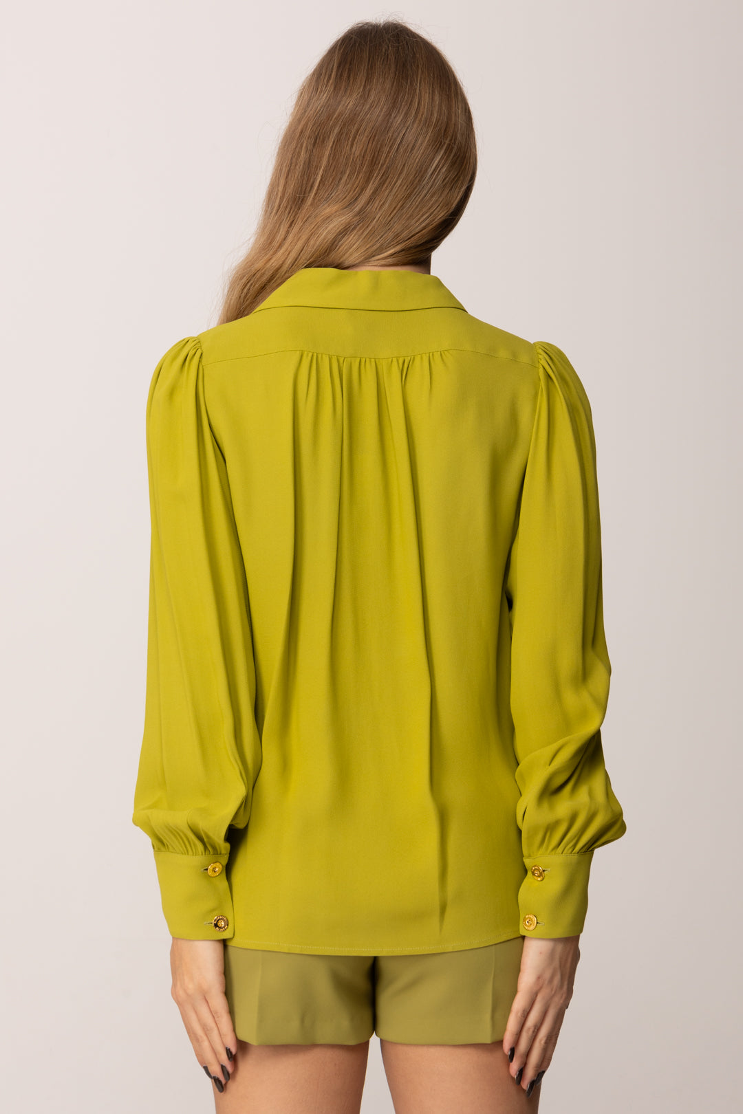 Elisabetta Franchi Camicia In Georgette con Dettaglio Gioiello CA12356E2 IGUANA