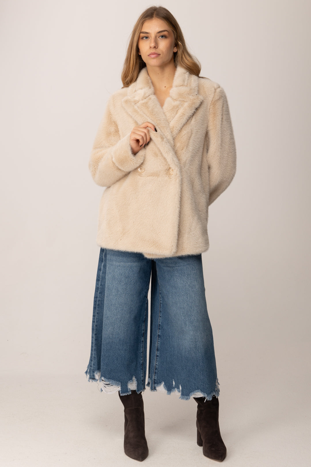 Twin-set Cappotto Doppiopetto In Ecopelliccia 252TT2154 LIGHT 