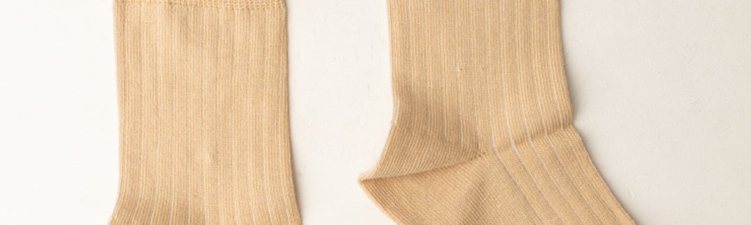 Elisabetta Franchi Bambina Calzini a Coste con Logo In Strass EFCZ003CTV061 BEIGE