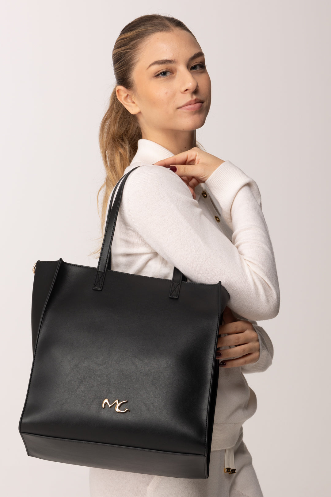 Manila Grace Felicia Bag Media con Pochette B850EU NERO