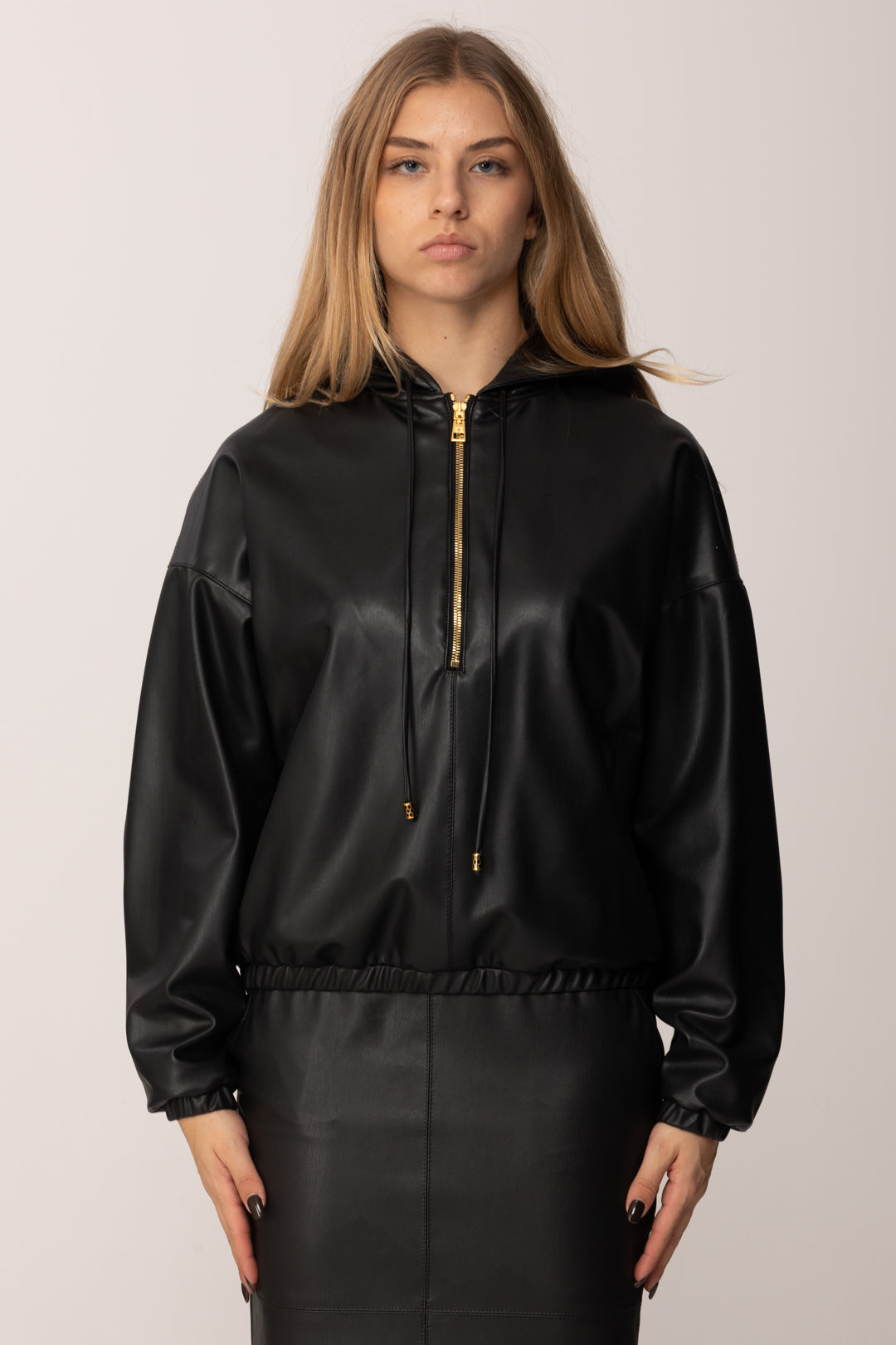 Elisabetta Franchi Felpa Over con Texture Nappata MD01258E2 NERO