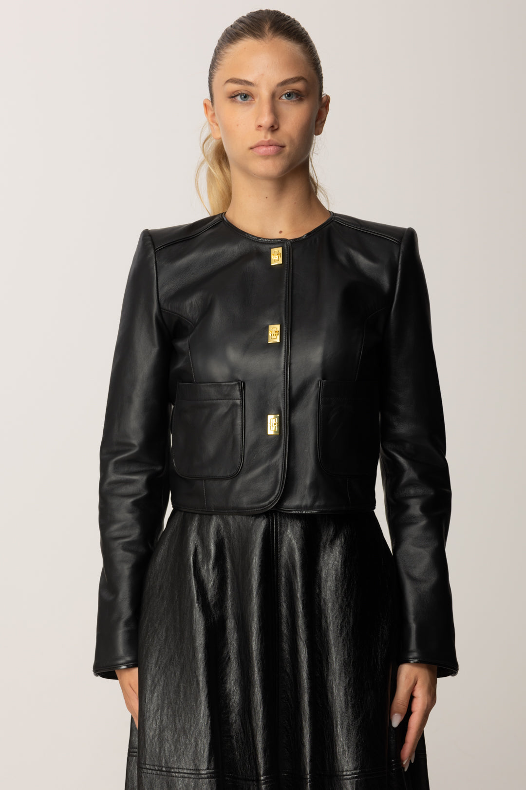 Elisabetta Franchi Giacca Corta In Pelle con Dettagli In Vinile GD52Z56E2 NERO