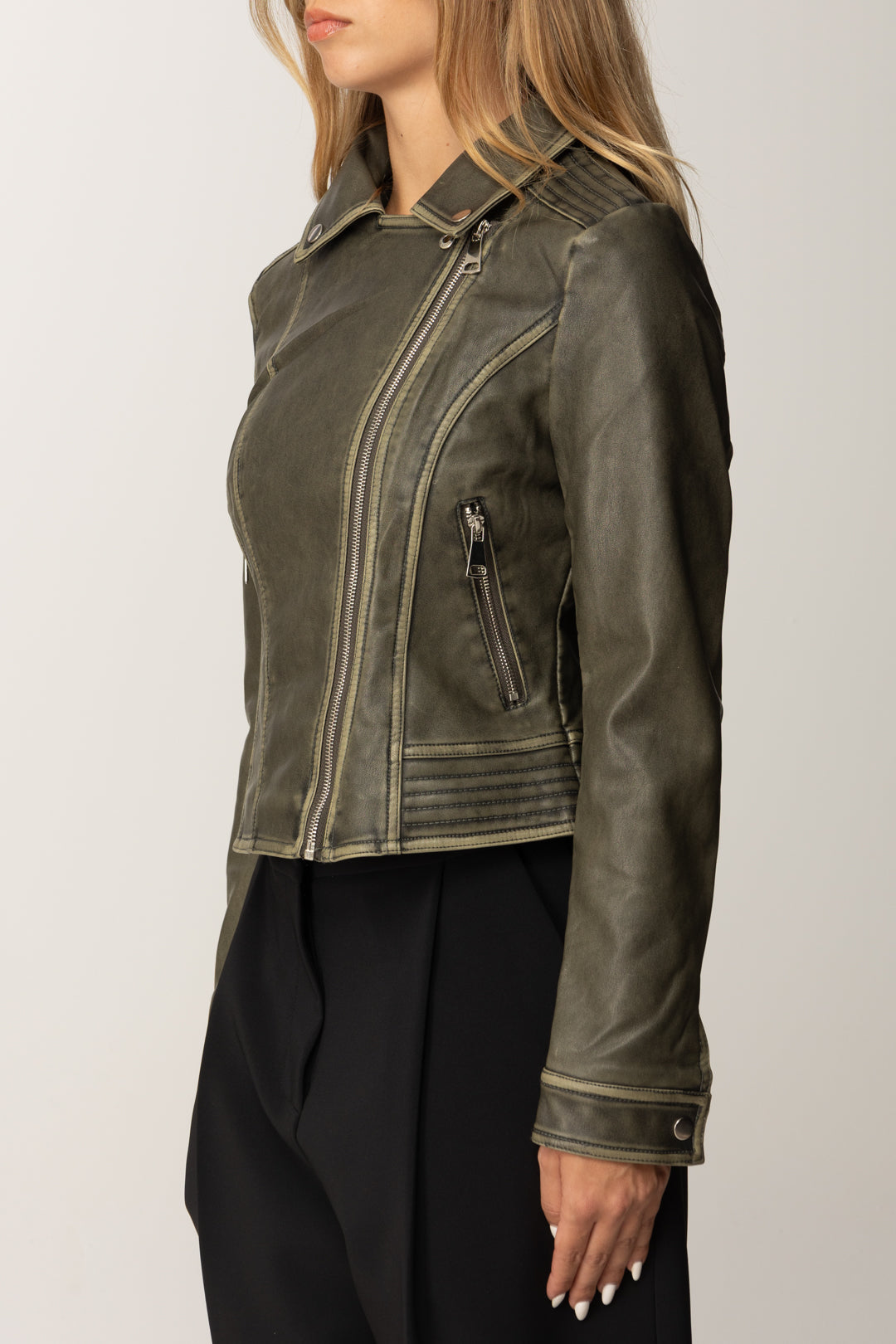 Khloè Femme Giacca effetto pelle sfiancata UF2309 MILITARE