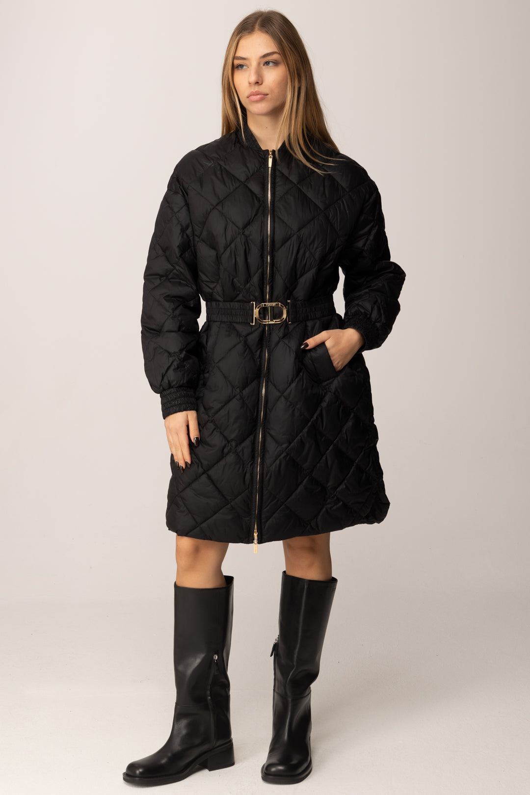 Twin-set Giubbino Imbottito Lungo con Cintura Oval T 252TP2130 NERO
