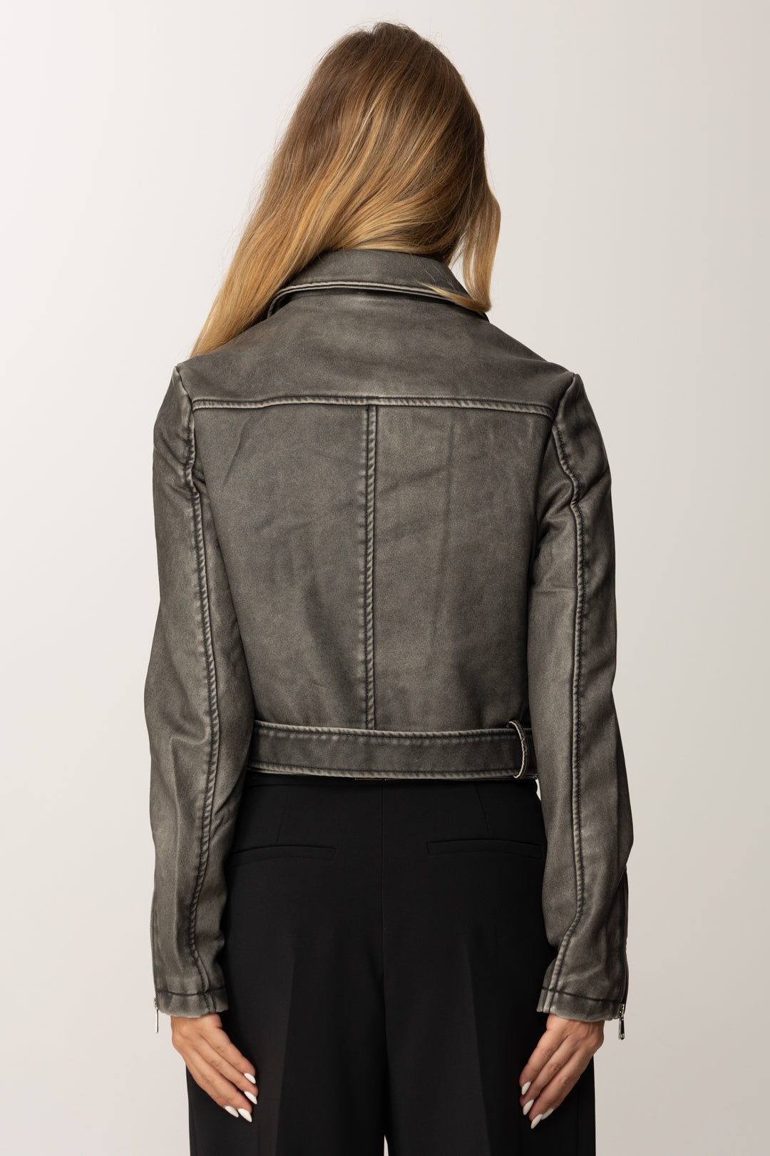 Khloè Femme Giubbino In Ecopelle Crop con Fibbia In Vita FC807 GRIGIO