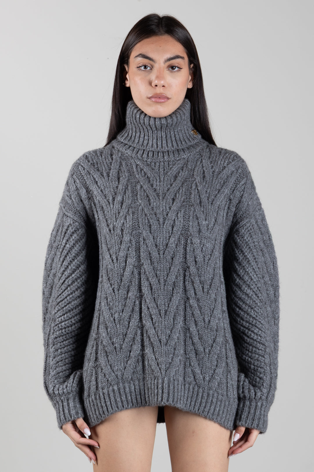 Pullover aus Alpaka-Mischgewebe mit Stehkragen und Zopfmuster