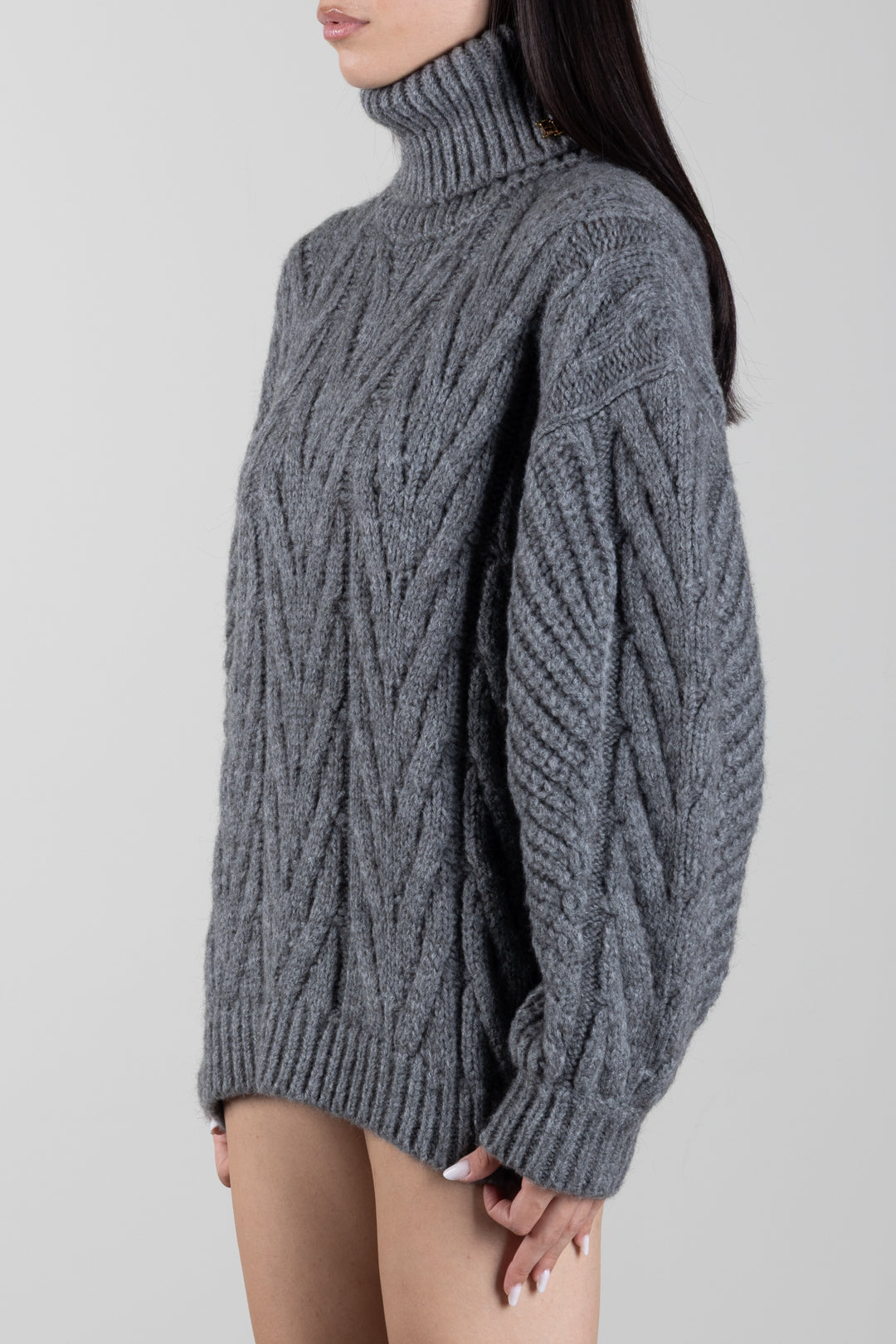 Pullover aus Alpaka-Mischgewebe mit Stehkragen und Zopfmuster