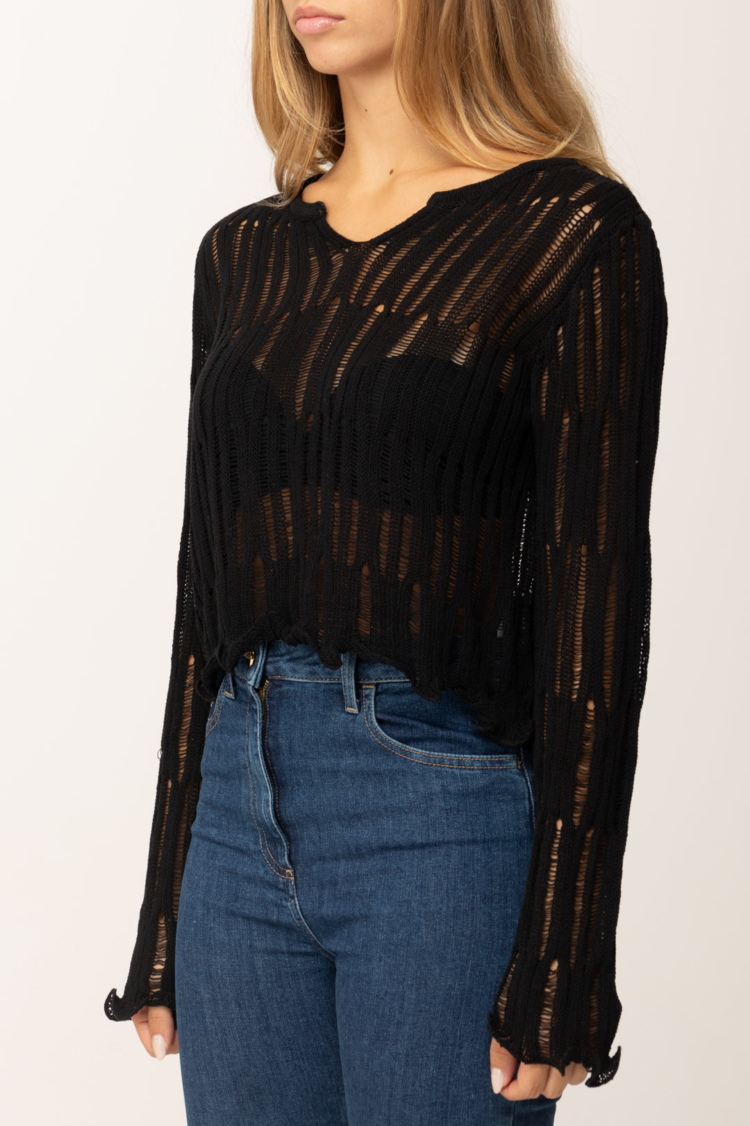 Khloefemme Maglia Crop Traforata a Maniche Lunghe ZS88069 NERO