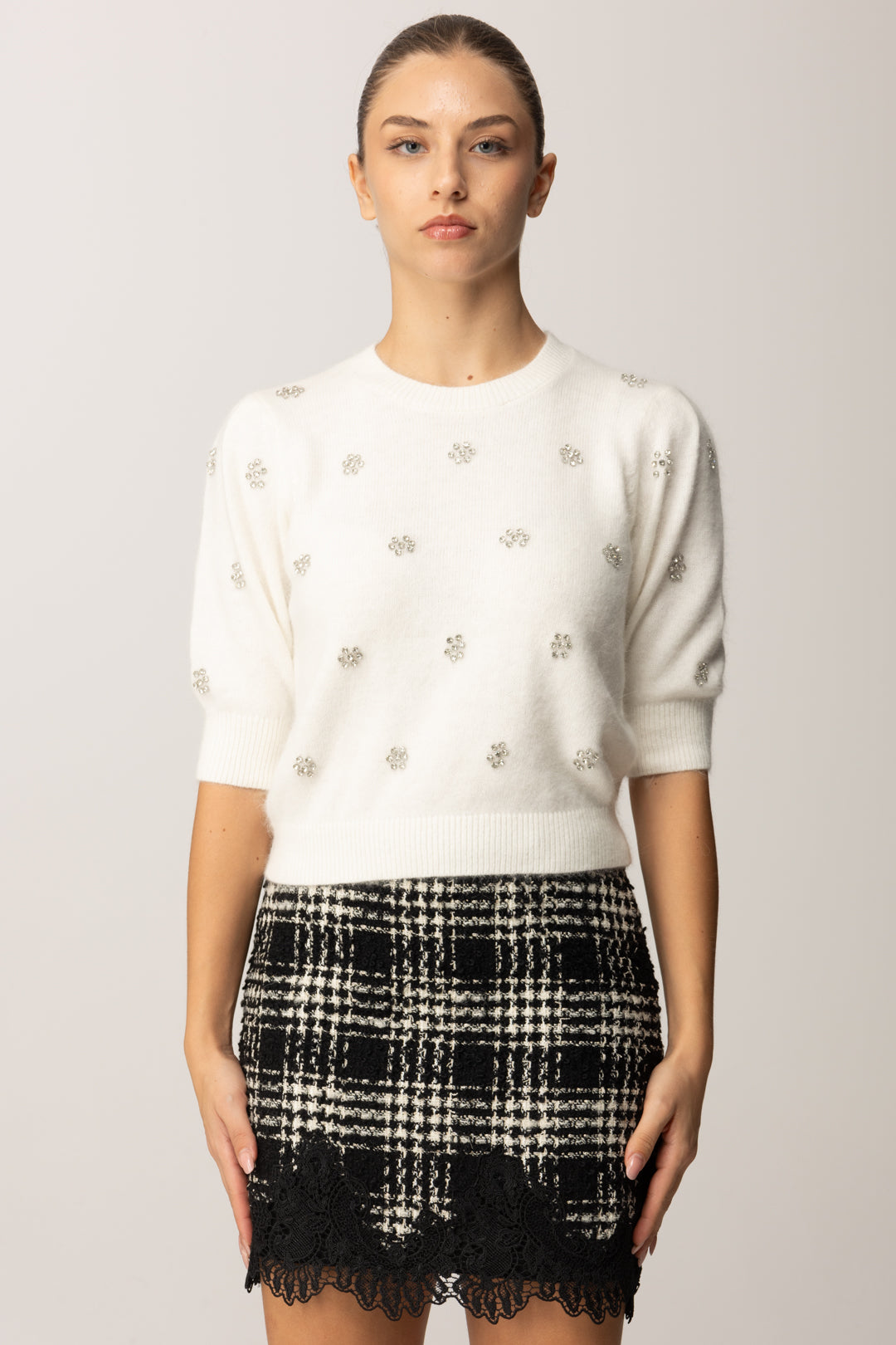 Twin-set Maglia In Misto Angora con Ricamo 252TT3181 NEVE