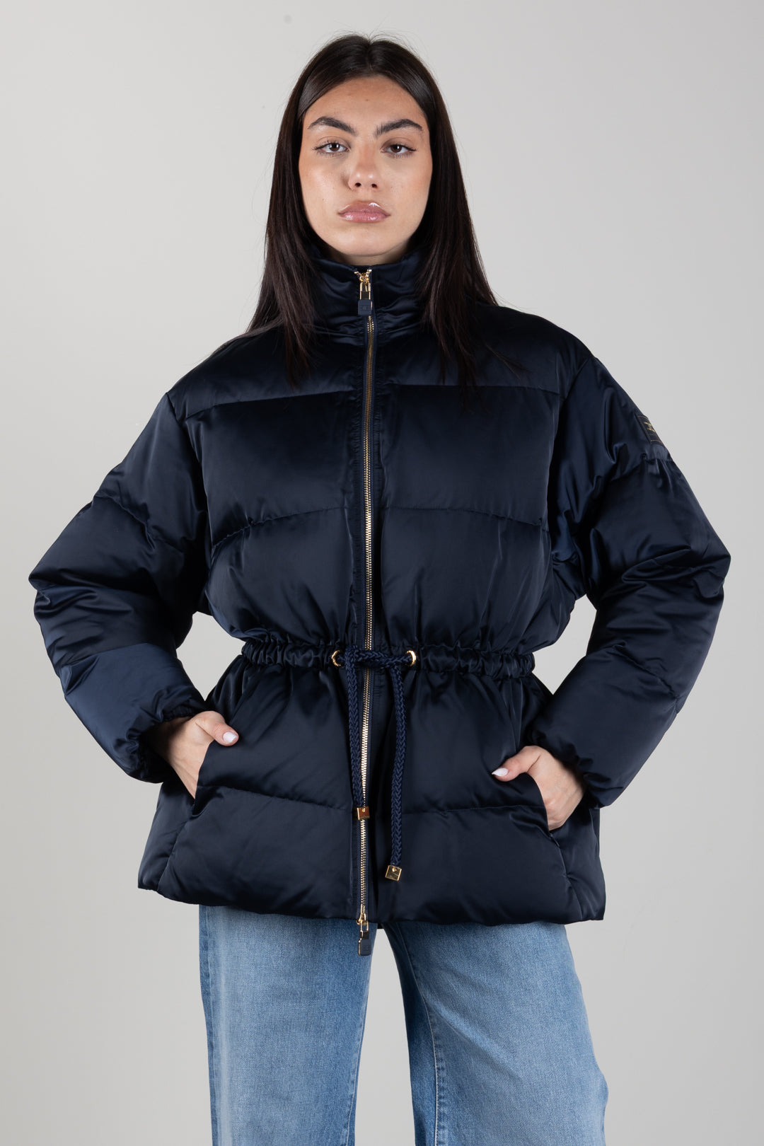 Doudoune avec cordon de serrage à la taille