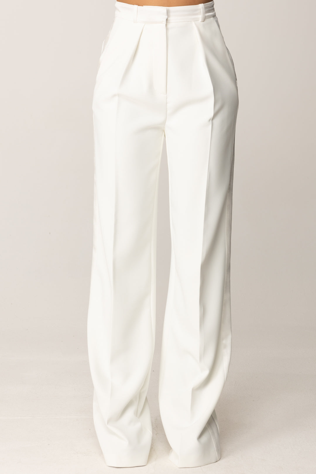 Elisabetta Franchi Pantaloni In Crêpe con Dettagli Smoking In Satin PA12656E2 AVORIO