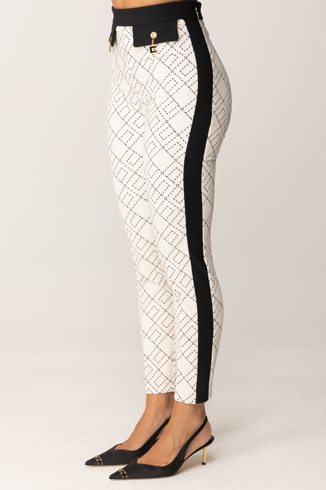 Elisabetta Franchi Pantaloni Stampa Logo con Dettagli a Contrasto PAS0156E2 MILK/NERO