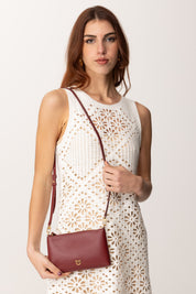 Pinko Pochette Flat con Logo e Tracolla 104277 A0F1 BORDEAUX MERLOT-ANTIQUE GOLD