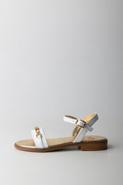 Elisabetta Franchi La mia Bambina Sandali flat con morsetto logo oro F4A2-E0562-1733139- IVORY WHIT