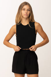 Khloefemme Top crop Girocollo a costine ZS58521 NERO