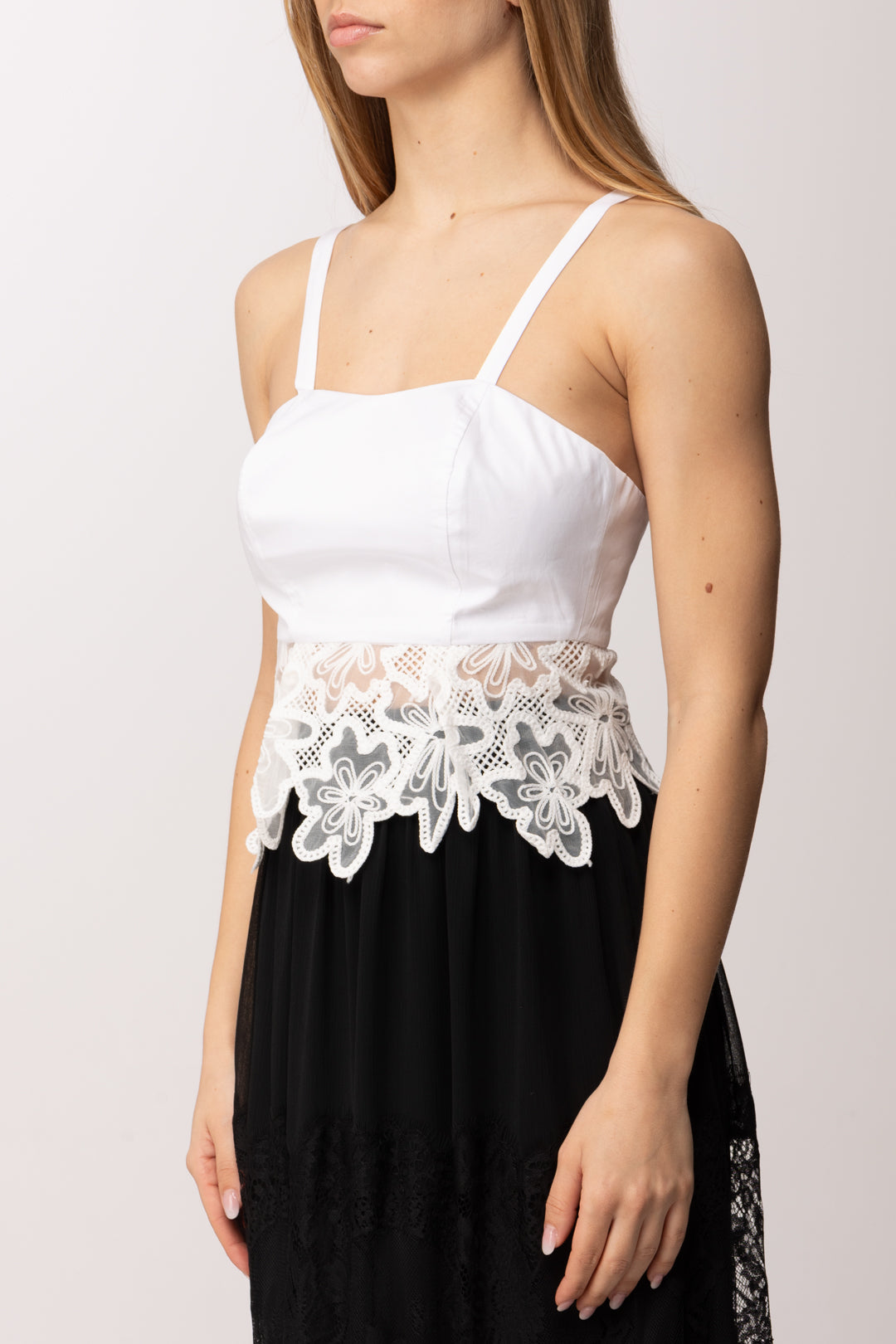 Hanita Top crop con inserto floreale H.M3170.4597 BIANCO
