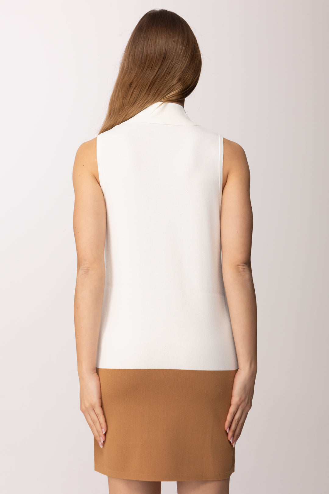 Elisabetta Franchi Abito Corto In Maglia con Bottoni Dorati AM31B62E2 AVORIO/DAINO