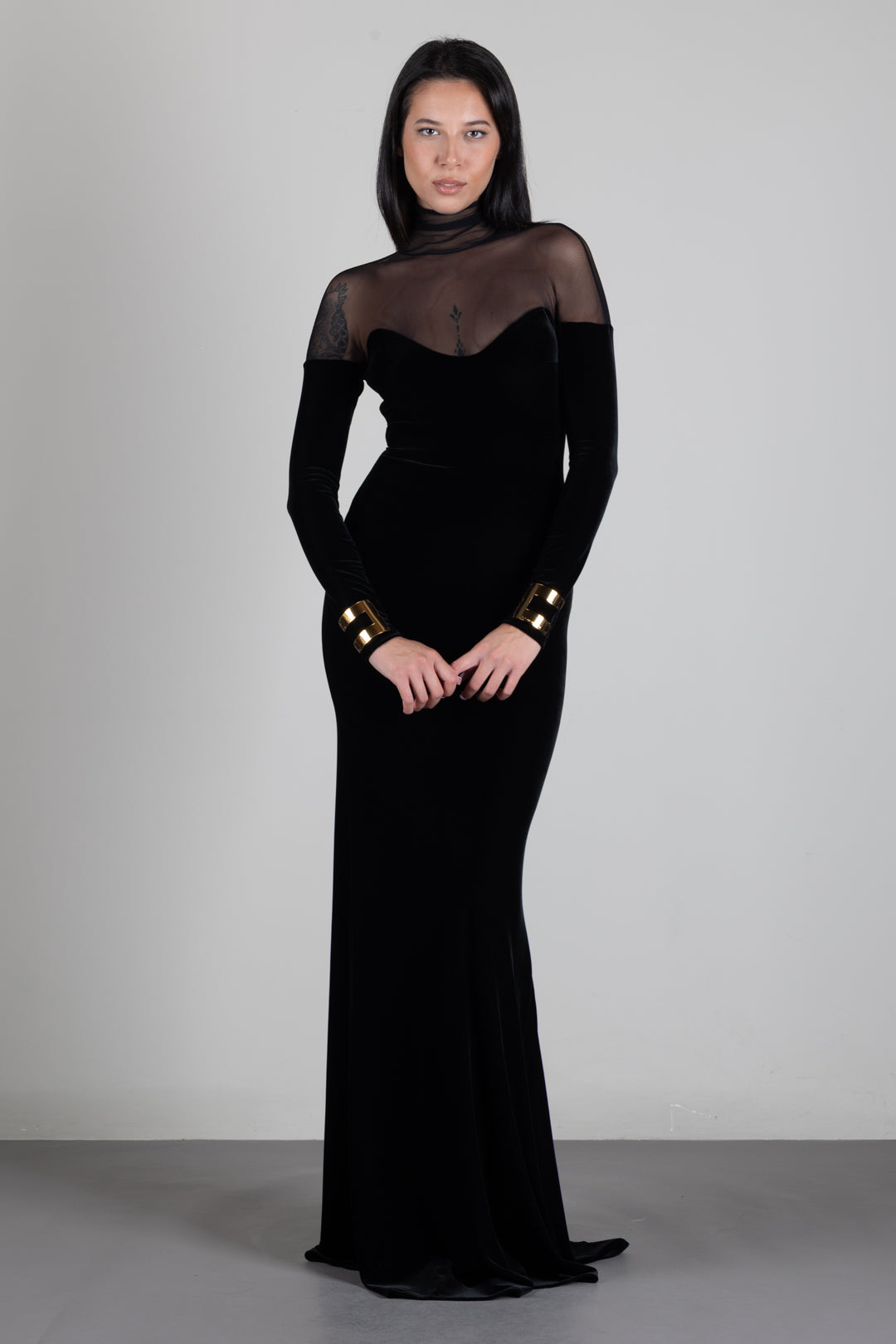 Elisabetta Franchi Abito Da Sera In Velluto con Carré In Tulle ABR2967E2 NERO
