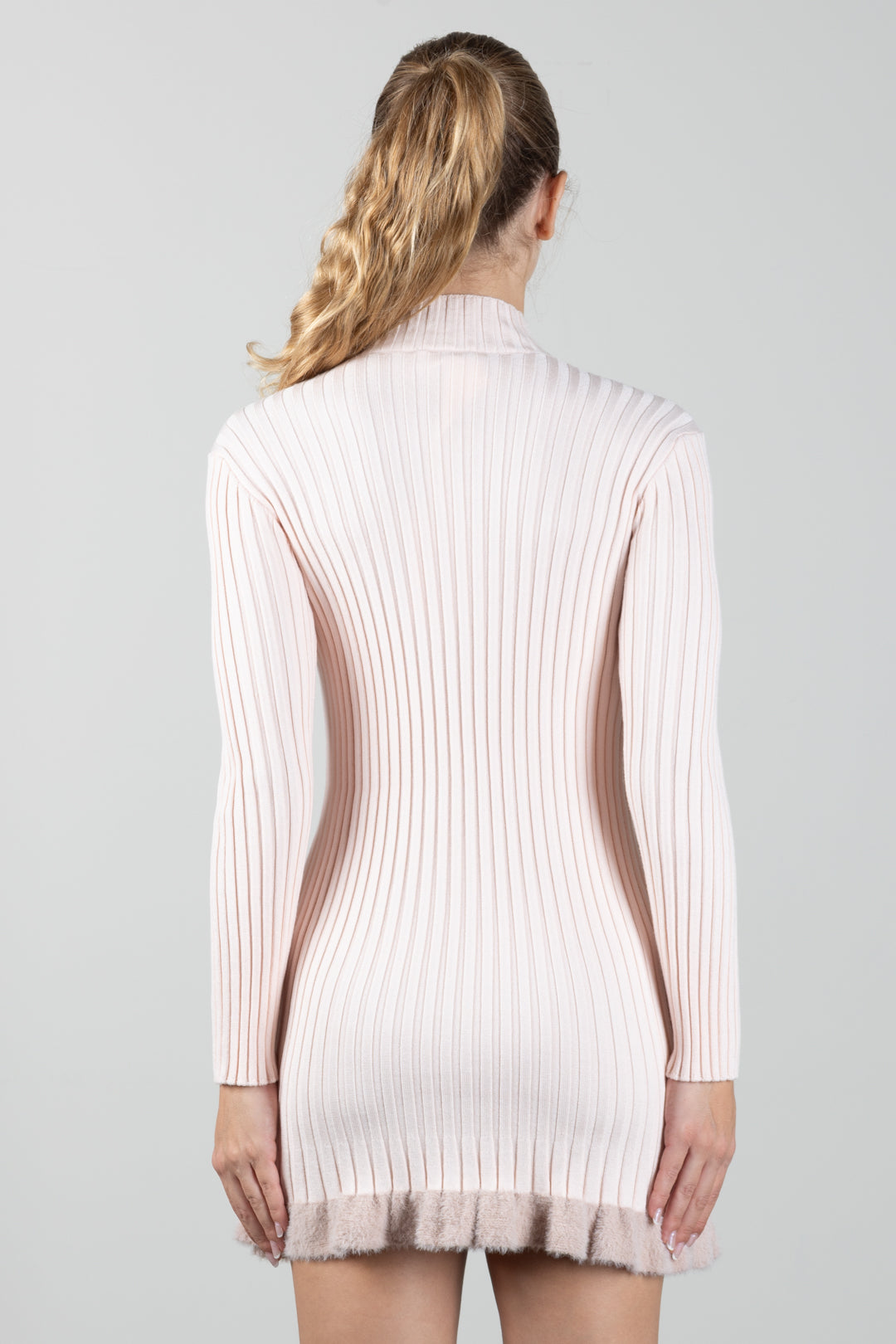 Elisabetta Franchi Bambina Abito Dolcevita In Maglia a Coste con Bordo Effetto Pelliccia EFAB686CFL040.C063
