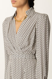 Elisabetta Franchi Abito Longuette con Stampa Geometrica e Collana ABS0356E2 MILK/NERO