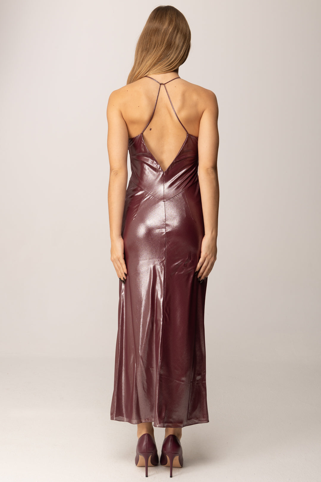 Patrizia Pepe Abito Lungo Laminato con Scollo Incrocio Sul Retro 8A1580 A188 PURPLE RED LAMÌ