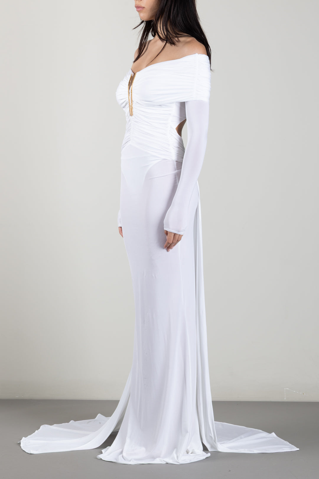 Elisabetta Franchi Abito Red Carpet In Jersey Crêpe Leggero con Drappeggio e Coda ABR2667E2 AVORIO