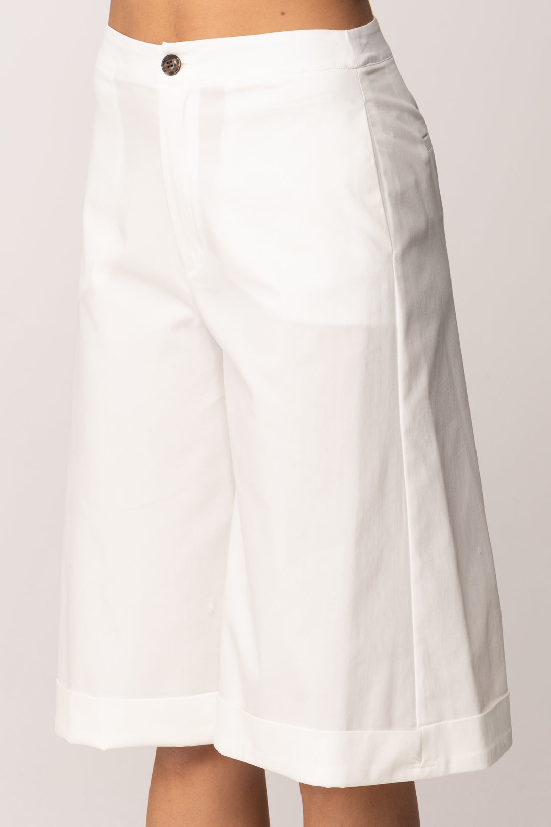 Hanita Bermuda Ampi con Risvolto H.P1658.4573 PANNA