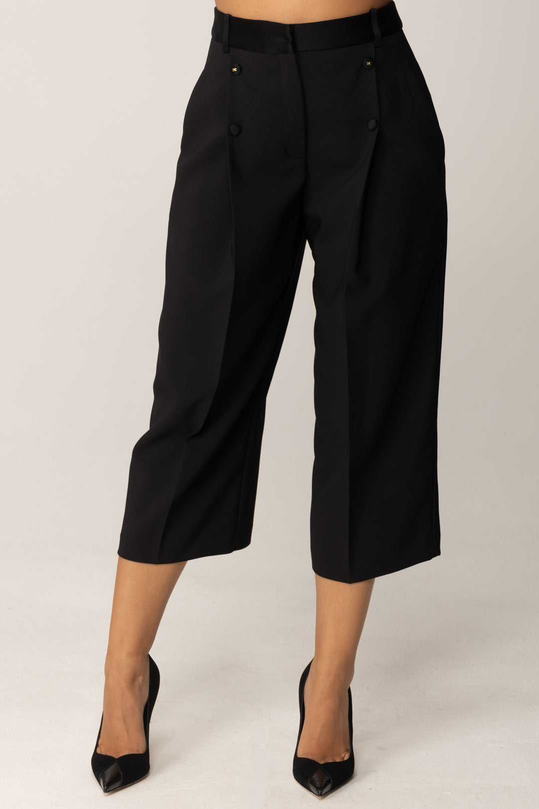 Elisabetta Franchi Bermuda con Bottoni e Dettagli Smoking PA10656E2 NERO