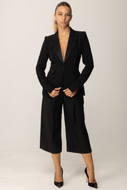 Elisabetta Franchi Bermuda con Bottoni e Dettagli Smoking PA10656E2 NERO