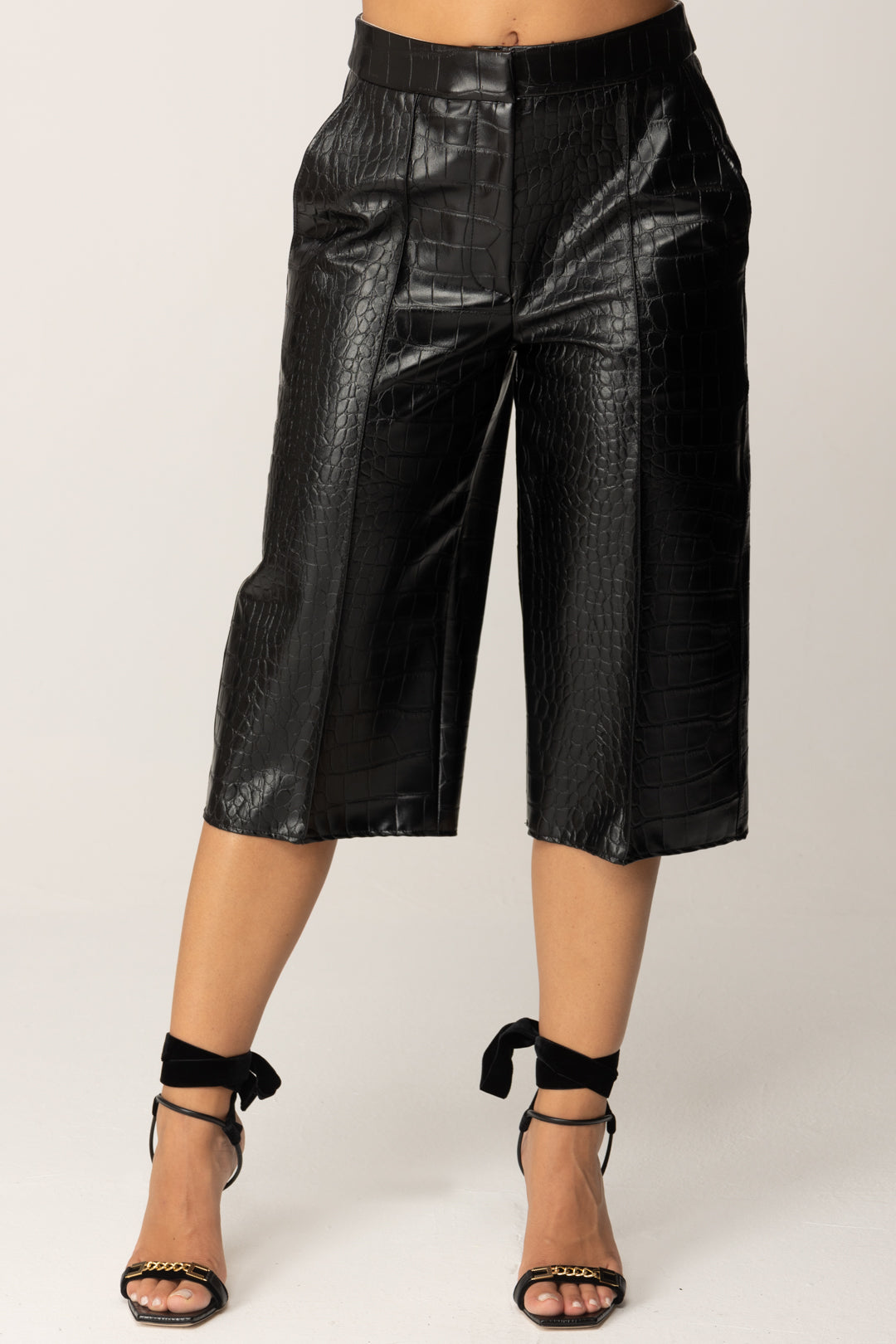 Elisabetta Franchi Bermuda Effetto Pelle Stampa Cocco PA13758E2 NERO