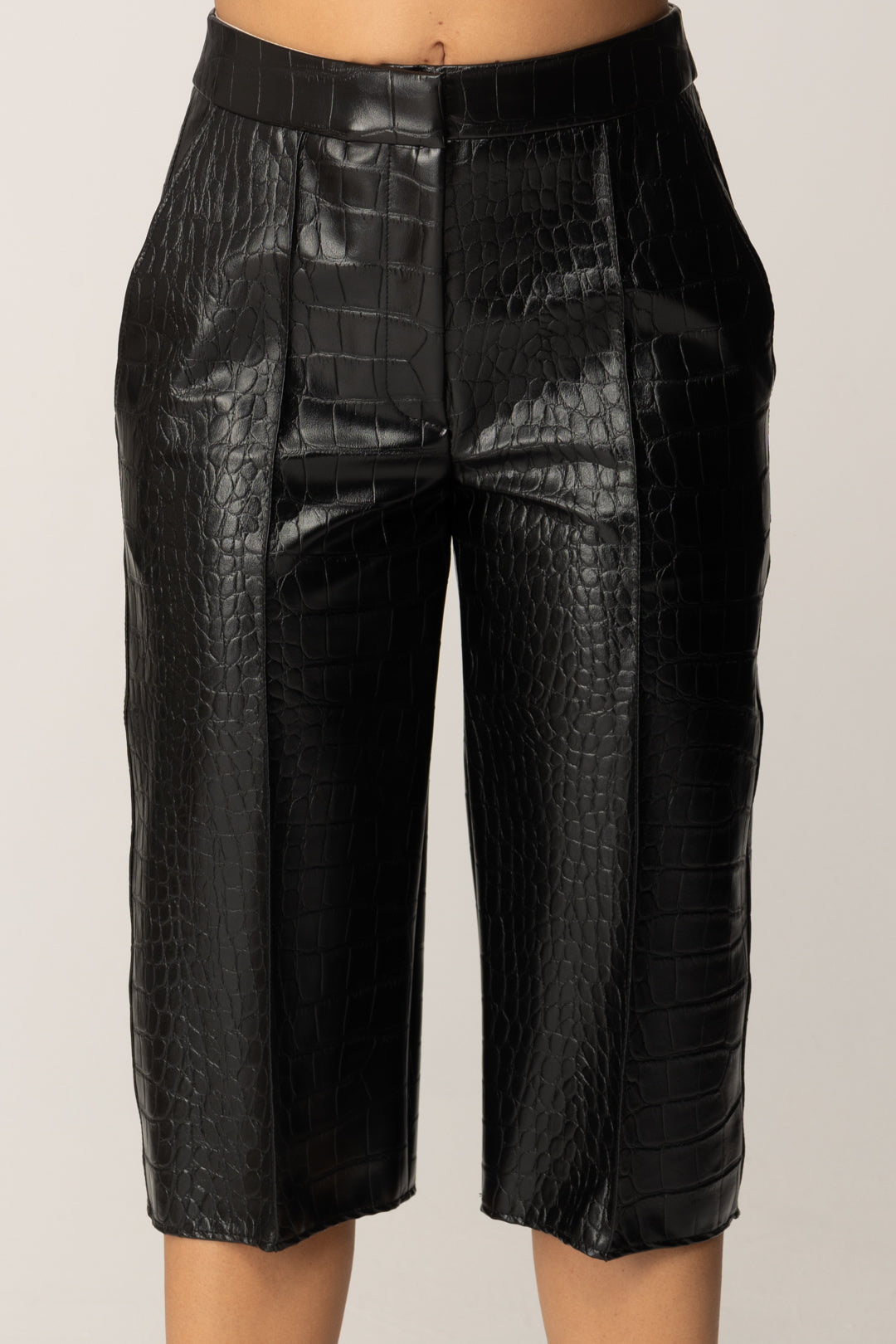 Elisabetta Franchi Bermuda Effetto Pelle Stampa Cocco PA13758E2 NERO