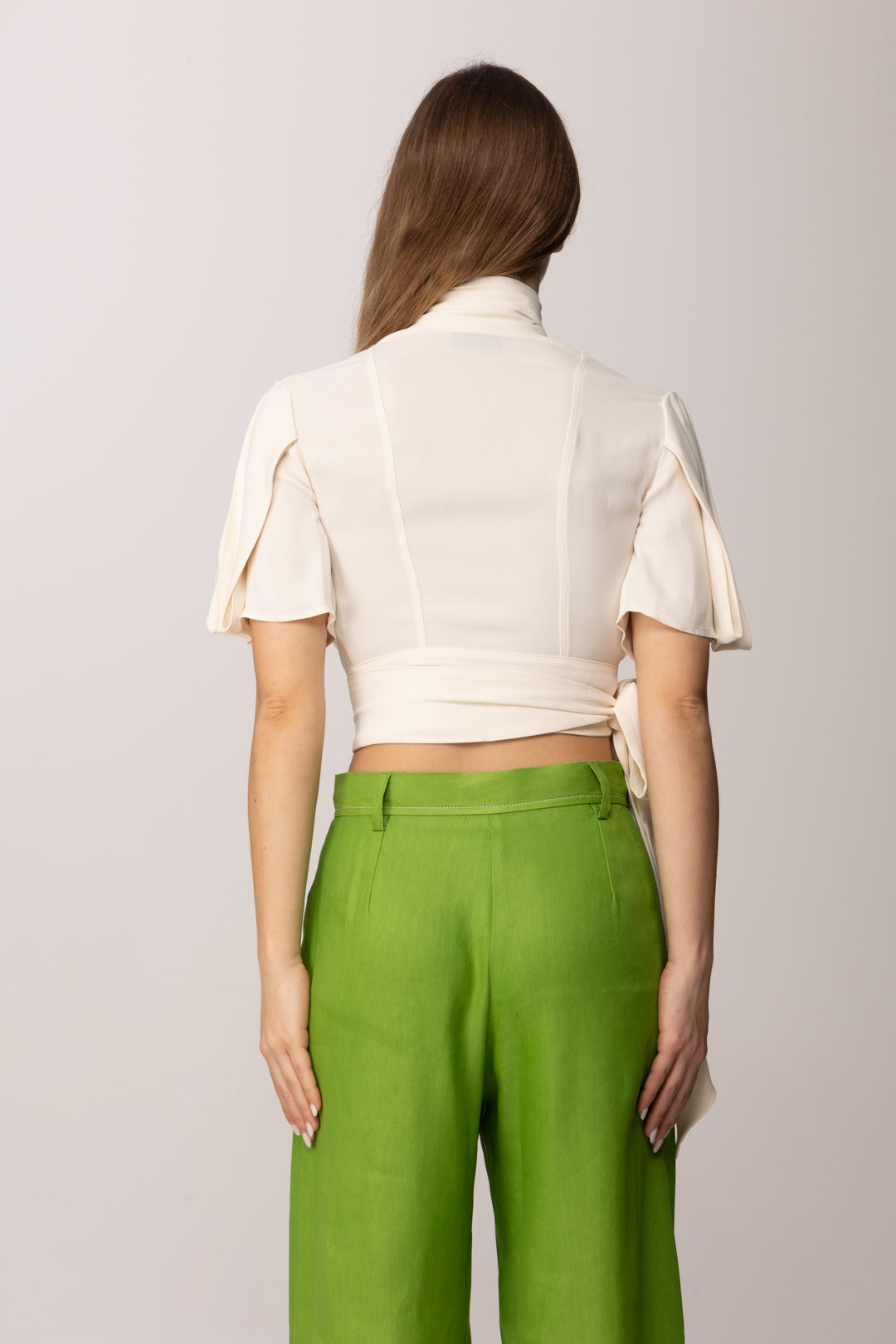 Elisabetta Franchi Blusa Crop In Georgette con Fusciacca CA15862E2 BURRO