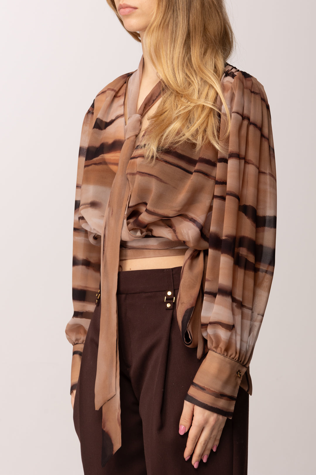 Elisabetta Franchi Blusa In Chiffon con Stampa Tigrata e Fusciacca CA16062E2 CAMMELLO