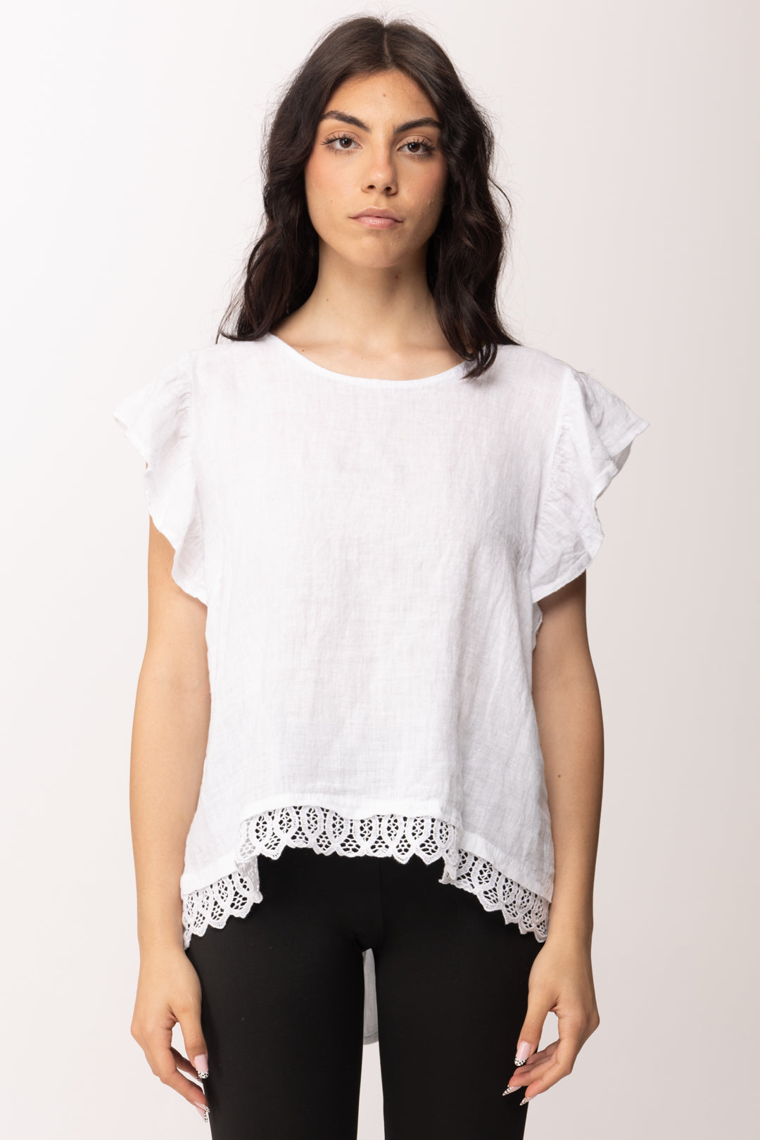 Khloe Femme Blusa In Lino con Volant e Pizzo Sangallo 26423 BIANCO