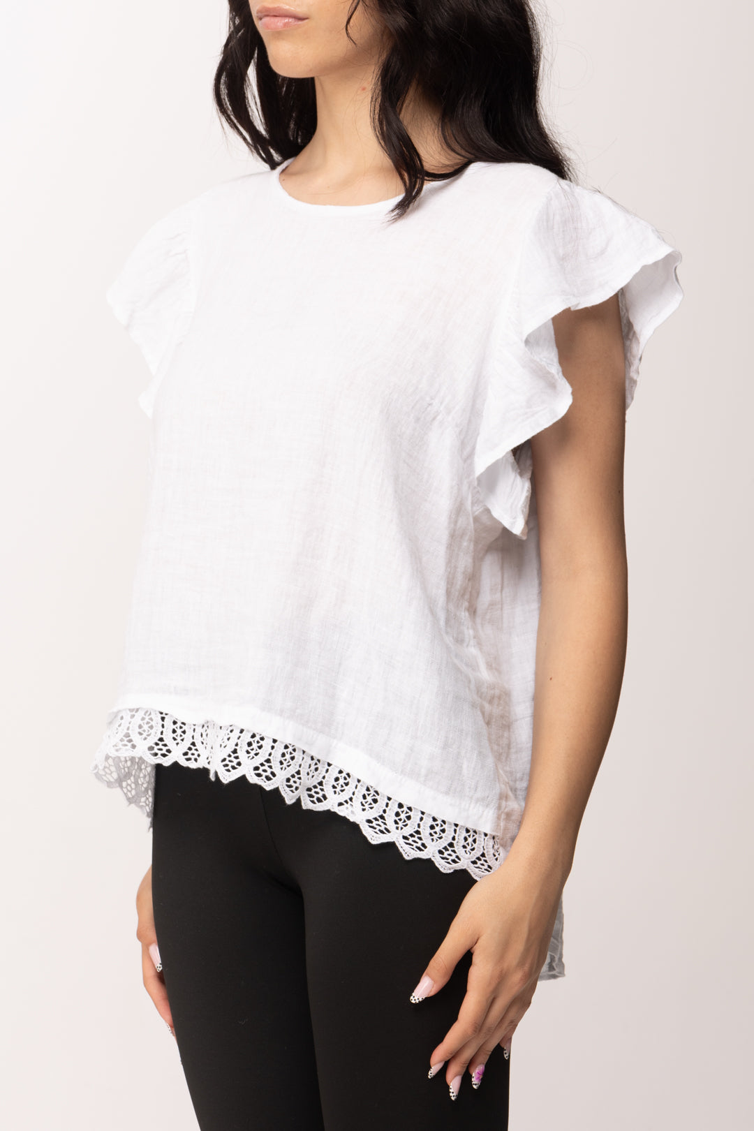 Khloe Femme Blusa In Lino con Volant e Pizzo Sangallo 26423 BIANCO