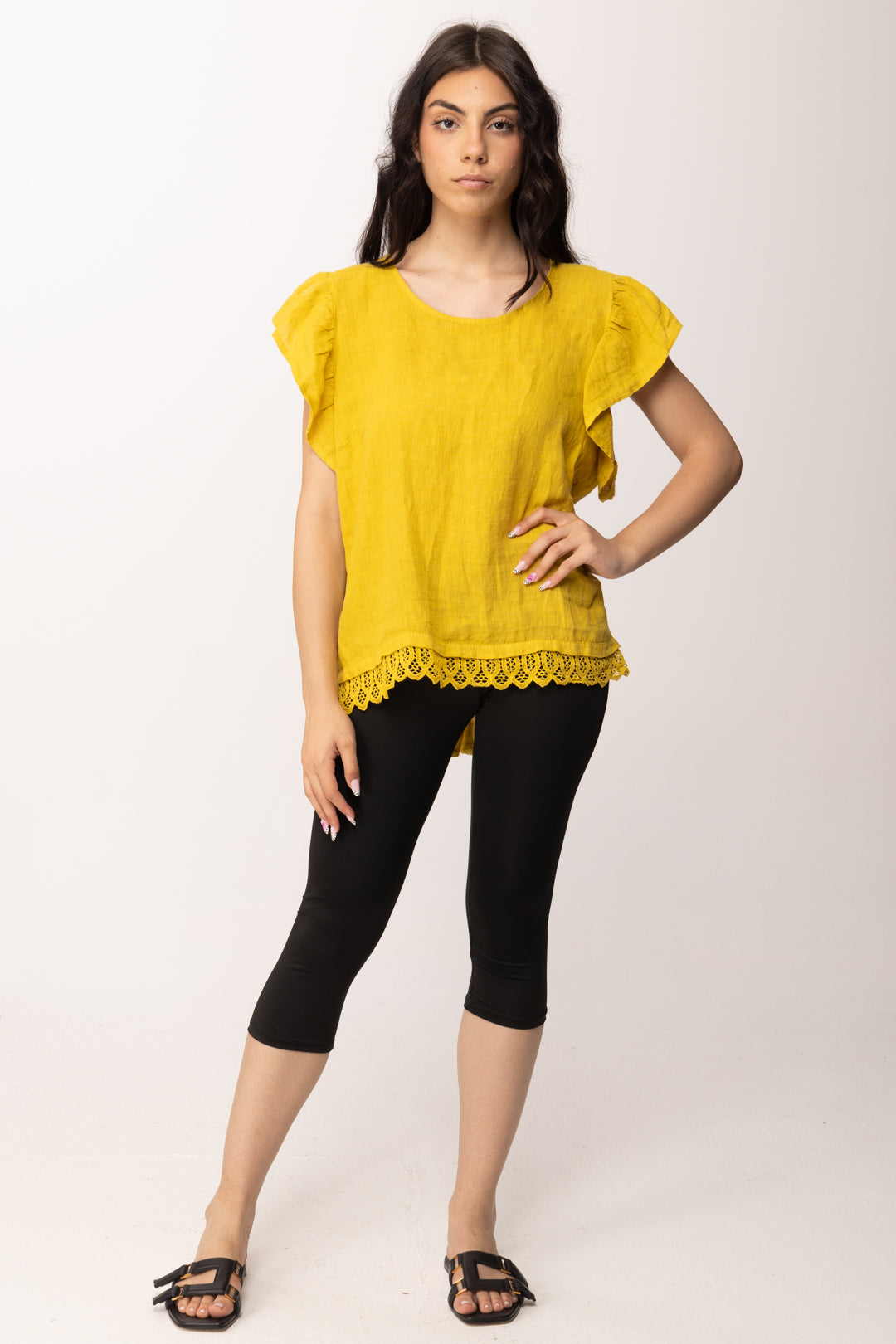 Khloe Femme Blusa In Lino con Volant e Pizzo Sangallo 26423 GIALLO
