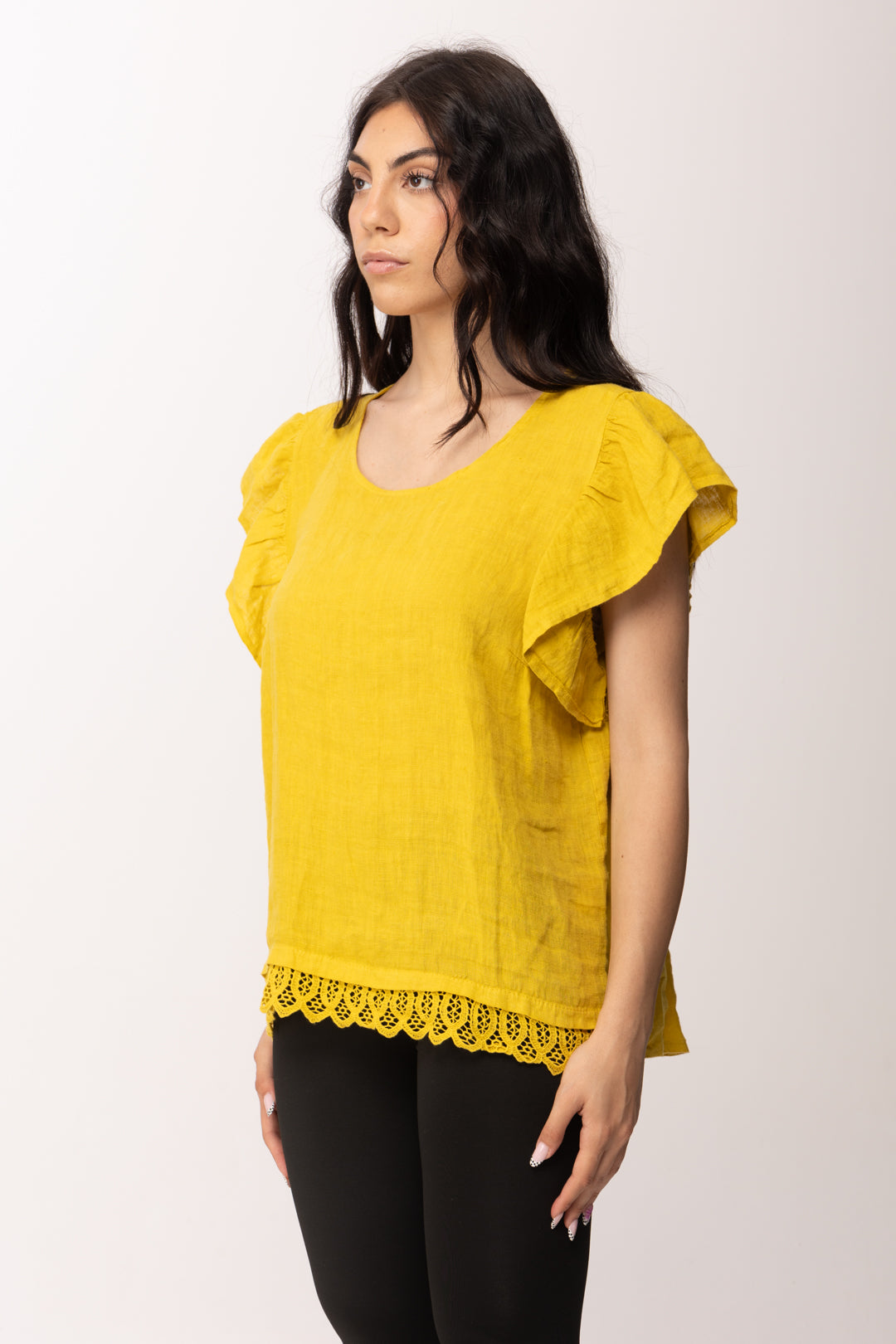 Khloe Femme Blusa In Lino con Volant e Pizzo Sangallo 26423 GIALLO