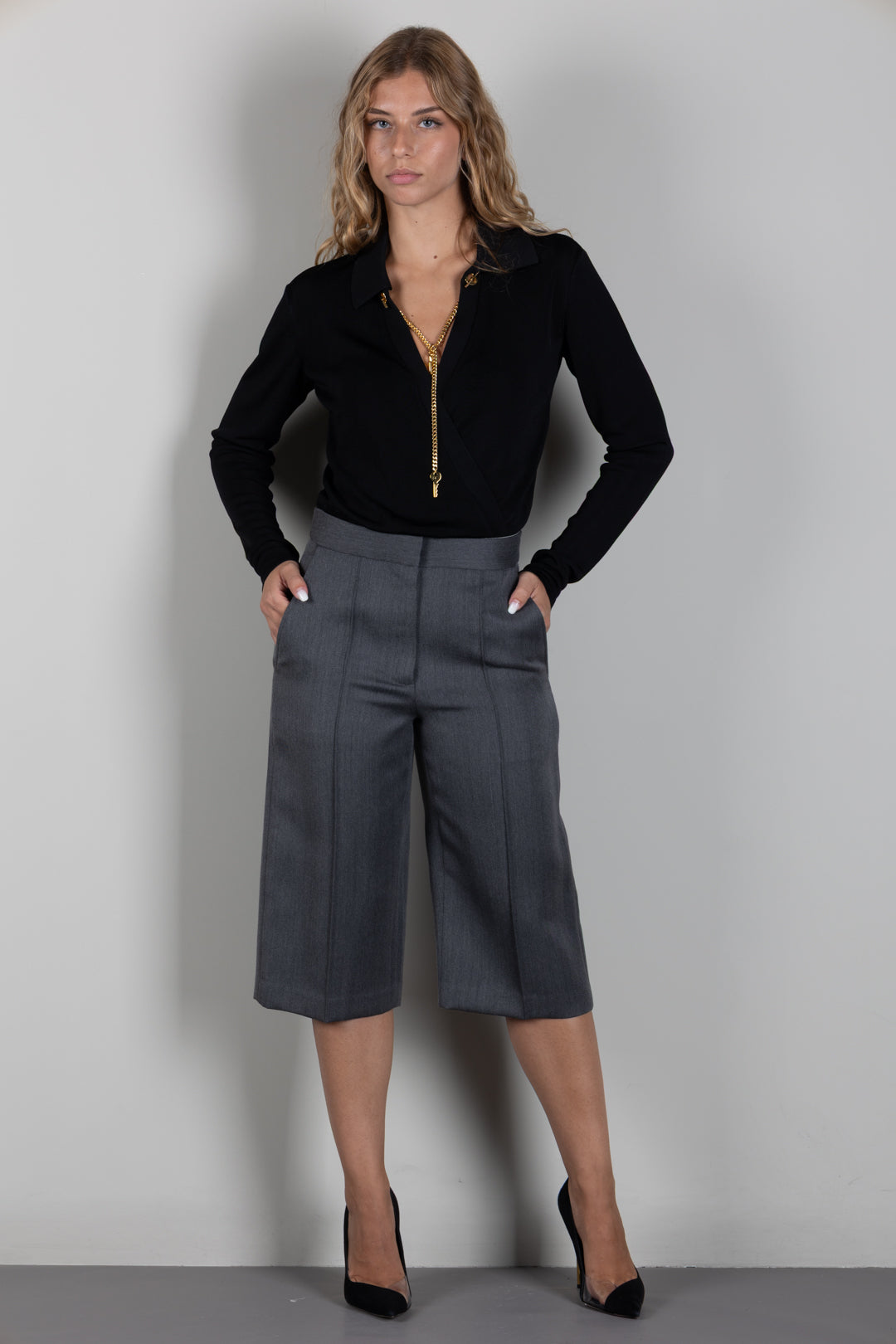 Elisabetta Franchi Body In Filato Di Viscosa con Catena Gioiello BK03S66E2 NERO