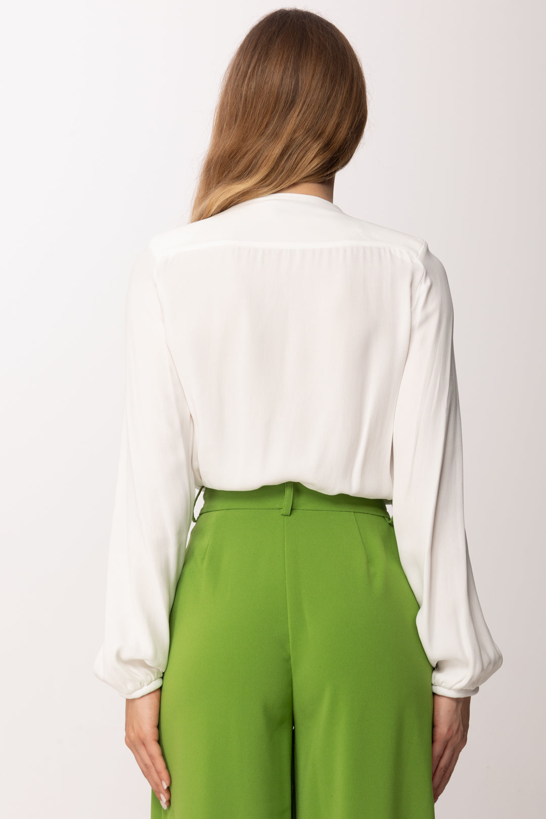 Elisabetta Franchi Body In Georgette Di Viscosa a Incrocio con Collana CB00762E2 AVORIO