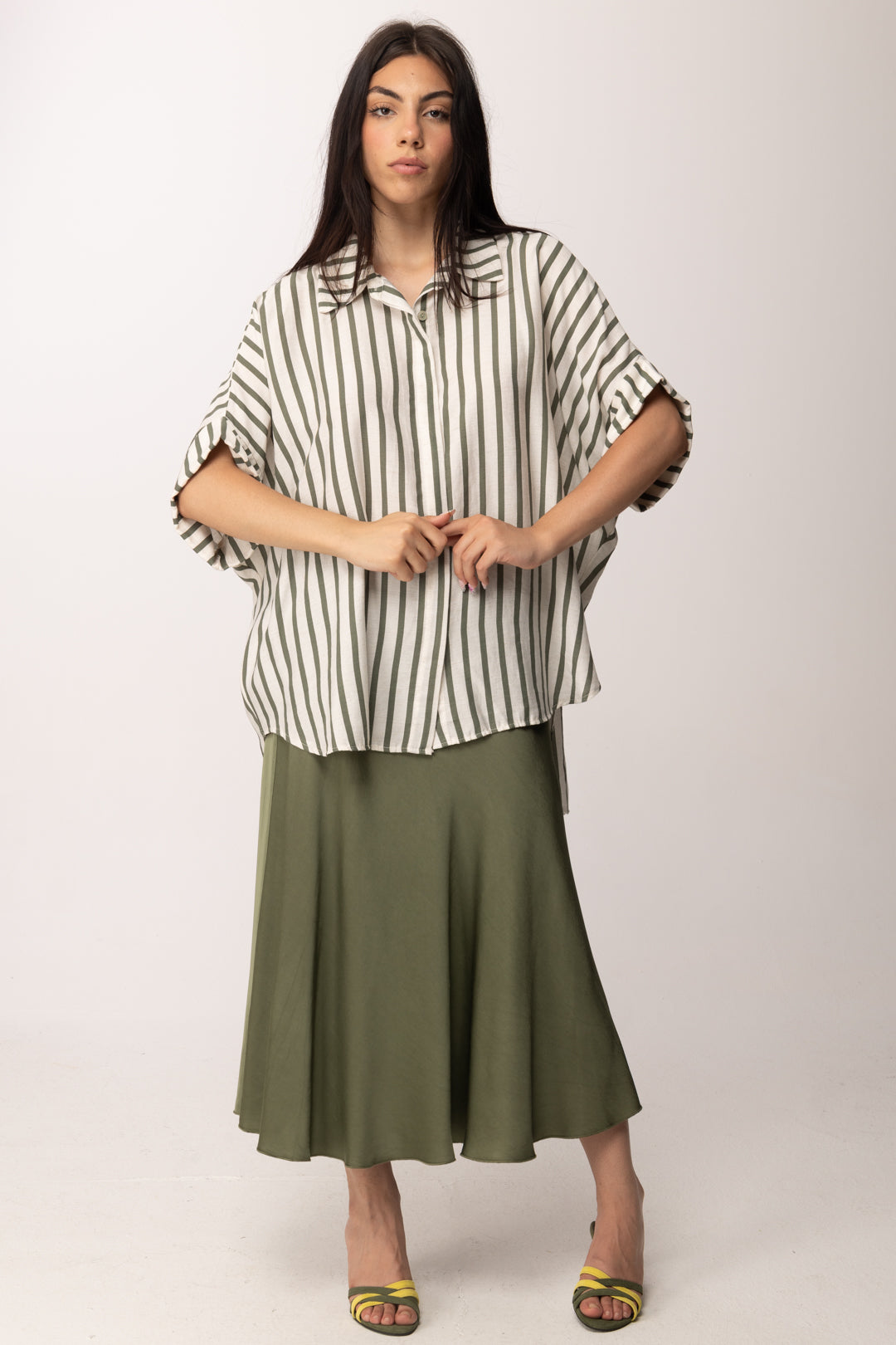 Khloe Femme Camicia Over a Righe con Maniche Ampie A6309-L61 BIANCO/VERDE