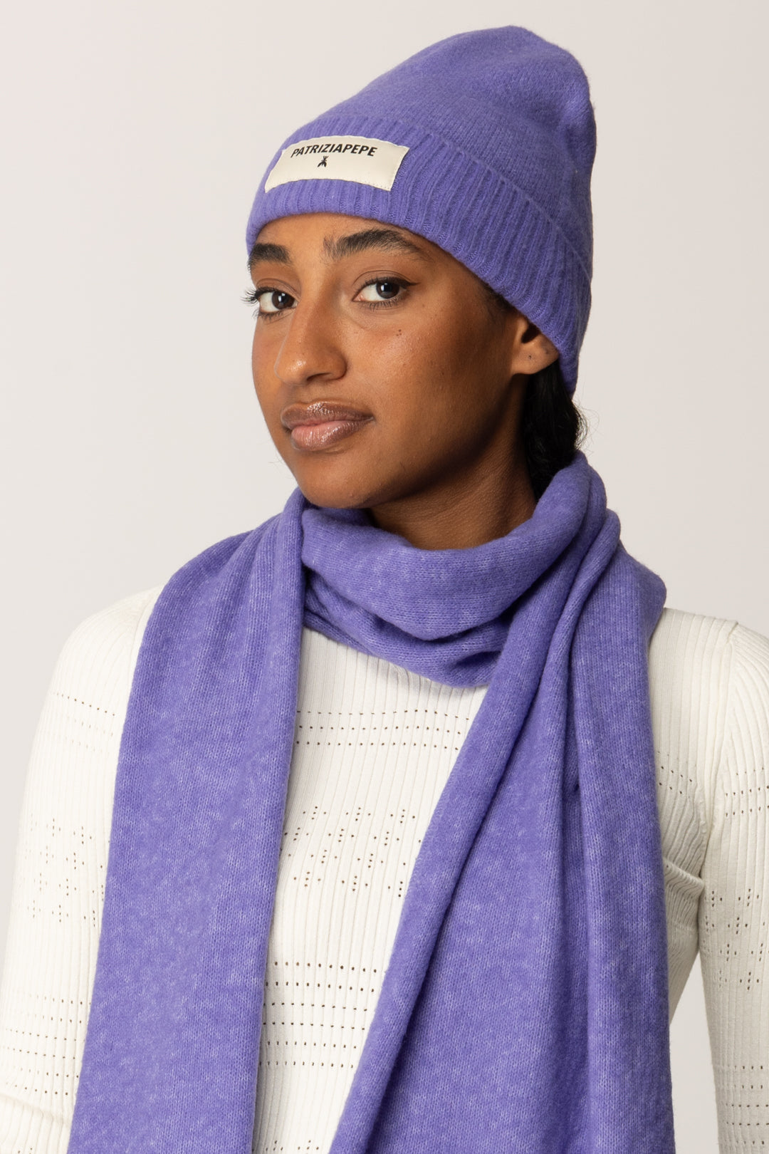 Patrizia Pepe Cappello In Maglia Logo 8F0082 K287 DIGITAL VIOLET