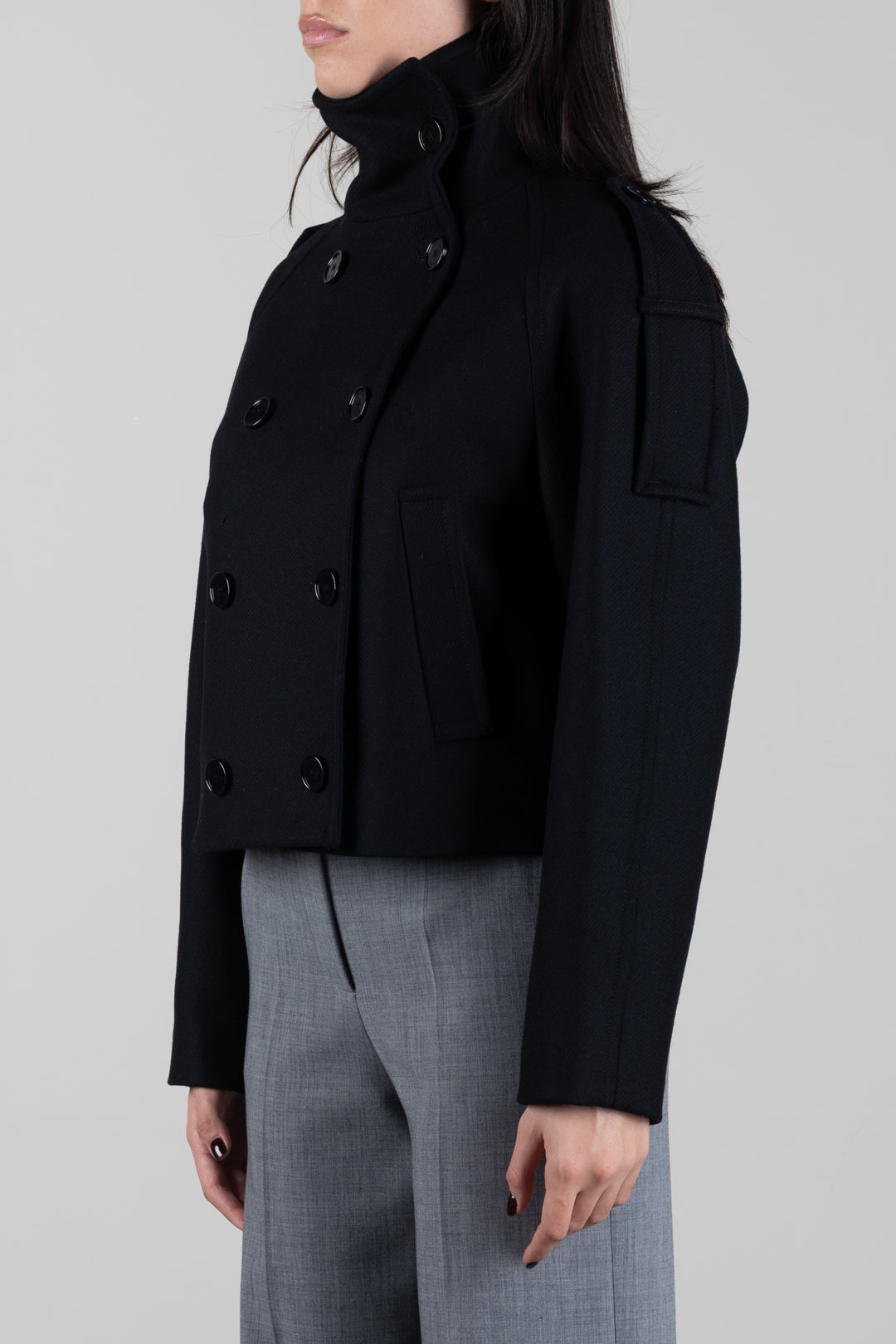 Patrizia Pepe Cappotto Corto Doppiopetto con Collo Alto 2O0146 C0268 NERO